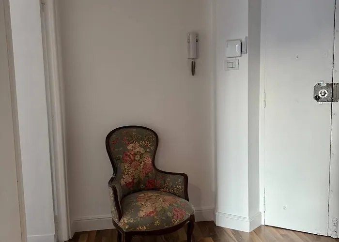 Apartment Chill